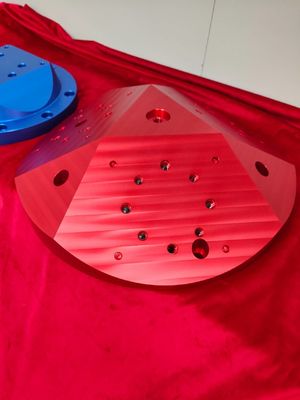 Приспособления CNC Multi рослости CNC держателя 96mm зажимая 3 работая бортовых пирамиды для оси 5